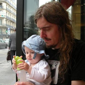 Париж, с дочерью Мелиндой, 2005.