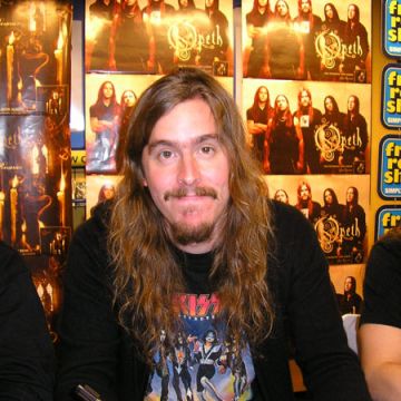 Автограф-сессия в Хельсинки, 2005.