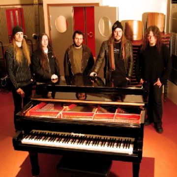 В Fascination Street, 2008.