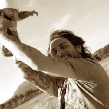 С сыном Ноаком, 2008.